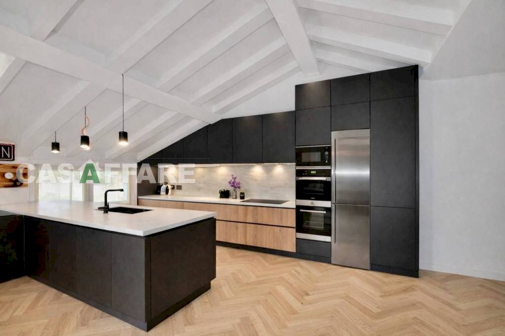 Cucina - Attic via Pietro Ruggeri da Stabello, Bergamo - photo 2