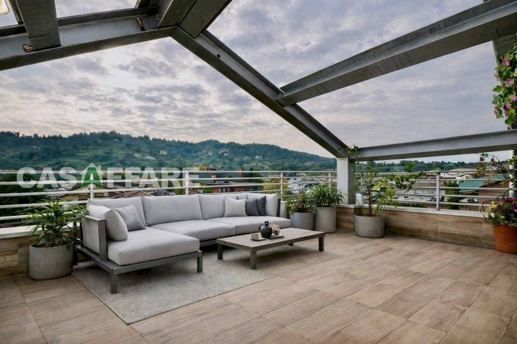 Terrazzo - Attic via Pietro Ruggeri da Stabello, Bergamo - photo 3