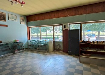 img20250903103951 - Locale Commerciale strada provinciale ex strada statale paullese, Spino d'Adda - foto 1