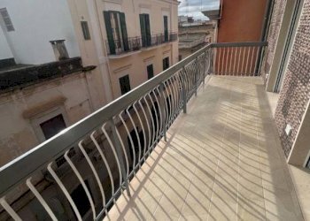 Balcone - Trilocale piazza Luigi della Noce, 9, Bitonto - foto 10