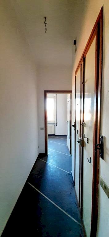 Corridoio - Appartamento via Berthoud, 194, Serravalle Scrivia - foto 2