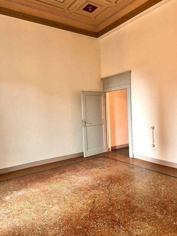 Interno appartamento - Trilocale via degli Albari, Bologna (zona Centro Storico) - foto 2