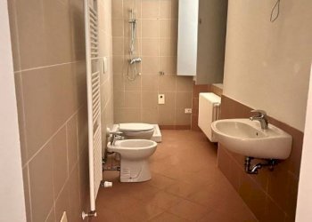 Bagno - Trilocale via degli Albari, Bologna (zona Centro Storico) - foto 4