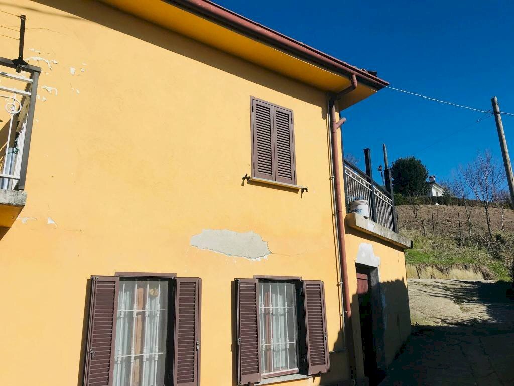 Facciata - Rustico via Gavelli, Castelnuovo Calcea - foto 3