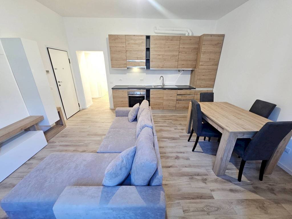 Salone - Two-room apartment via San Pedrino, 3, Varese - photo 1