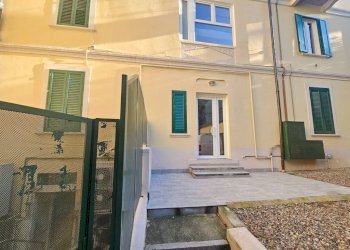 Cortile interno - Two-room apartment via San Pedrino, 3, Varese - photo 18