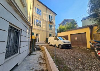 Facciata - Two-room apartment via San Pedrino, 3, Varese - photo 20