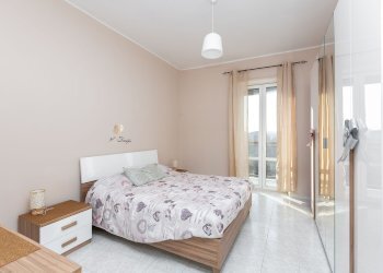 camera da letto - Three-room apartment Pianezza
 
94, Torino - photo 2