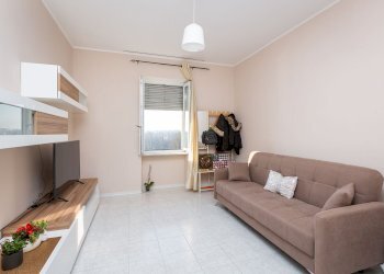 soggiorno - Three-room apartment Pianezza
 
94, Torino - photo 16