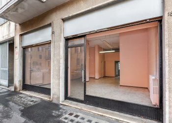 vista - Commercial Premises Via Verolengo
 
184, Torino - photo 3