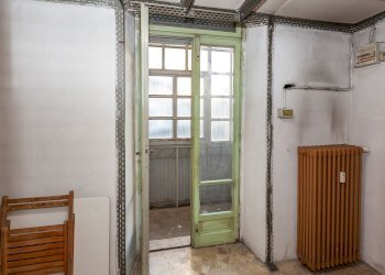 corridoio - Commercial Premises Via Verolengo
 
184, Torino - photo 11