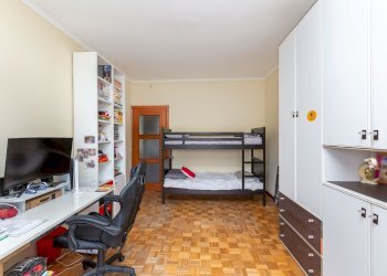 camera da letto - Three-room apartment Forlì
 
22, Torino - photo 11