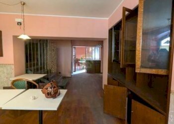 Interno palazzo - Negozio via Andrea Fantoni, 1, Alzano Lombardo - foto 29