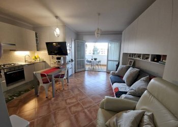 Salone - One-room apartment via Francesca Bertini, Roma - photo 7