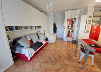 Camera da letto - One-room apartment via Francesca Bertini, Roma - photo 13