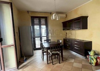 Salone - Trilocale via Baveno, 35, Torino (zona Parella) - foto 3