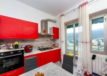 Cucina - Quadrilocale via Terpi, 35, Genova (zona Molassana) - foto 6