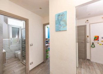 Disimpegno - Quadrilocale via Terpi, 35, Genova (zona Molassana) - foto 11