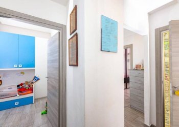 Disimpegno - Quadrilocale via Terpi, 35, Genova (zona Molassana) - foto 22