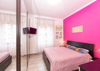 Camera da letto - Quadrilocale via Terpi, 35, Genova (zona Molassana) - foto 25