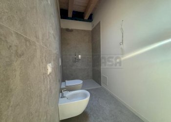 WhatsApp Image 2026-01-28 at 10.55.22 (8).jpeg - Attico Romano d'Ezzelino - foto 10