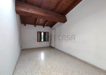 CAMERA DA LETTO - Three-room apartment Via Canova 6, Gambellara - photo 8
