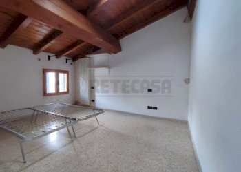 camera da letto - Three-room apartment Via Canova 6, Gambellara - photo 5