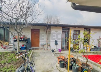 ESTERNI - Villa a Schiera Via Giuseppe Mazzini 8, Gonars - foto 13