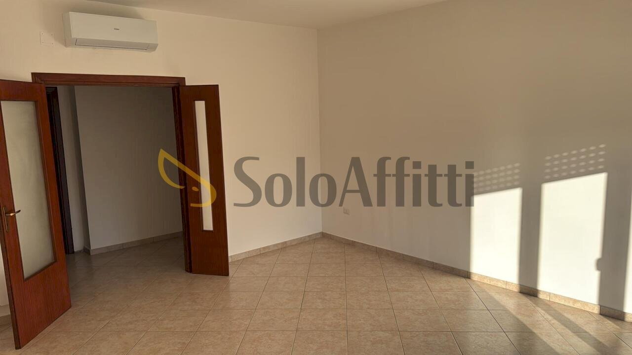 WhatsApp Image 2026-01-21 at 10.01.12.jpeg - Office Via Michele Ruta 62, Caserta - photo 3