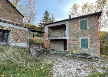 fronte abitazione - Rustico pessola casa gasparone 81, Varsi - foto 5