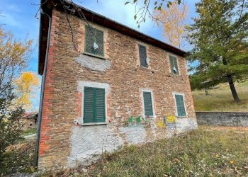 posteriore abitazione principale - Rustico pessola casa gasparone 81, Varsi - foto 9