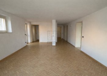 vendesi villa duplex lucca5.png - Villa Via Teresa Bandettini, Lucca - foto 16