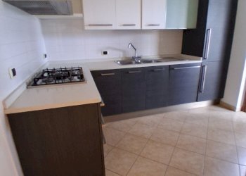 20260116_093251.jpg - Villa a Schiera Via Ingrillini, Lucca - foto 3