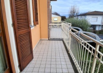 20260116_092448.jpg - Villa a Schiera Via Ingrillini, Lucca - foto 10