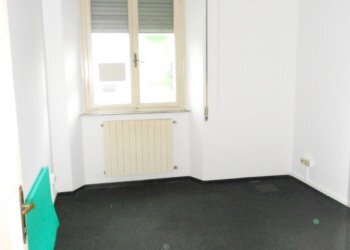 DSCN3566.JPG - Ufficio s'anna circonvallazione, Lucca - foto 4