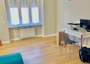 camera da letto - Three-room apartment Via Tuscolana 310, Roma - photo 17