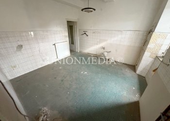 5 sarzana appartamento vendita.jpg - Appartamento Via Porta Parma 12, Sarzana - foto 5