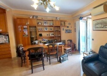 4.jpg - Villa all'asta Via Garello 2, Genova (zona Rivarolo) - foto 3