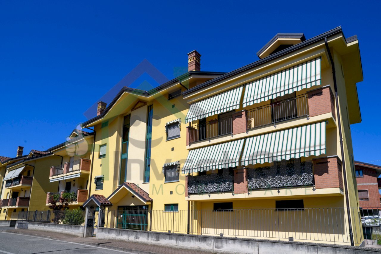 FACCIATA PRINCIPALE.jpg - Mansarda Via Bianca Gerardi 4, Ciriè - foto 1