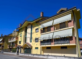 FACCIATA PRINCIPALE.jpg - Mansarda Via Bianca Gerardi 4, Ciriè - foto 1