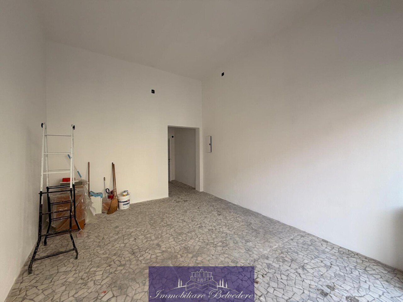 WhatsApp Image 2026-01-27 at 11.51.37 (3).jpeg - Commercial Premises Via Francesco Baracca, Firenze (neighborhood Santa Maria Novella) - photo 3