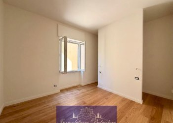 WhatsApp Image 2026-07-03 at 10.56.52 (3) - Three-room apartment Via Centostelle, Firenze - photo 6