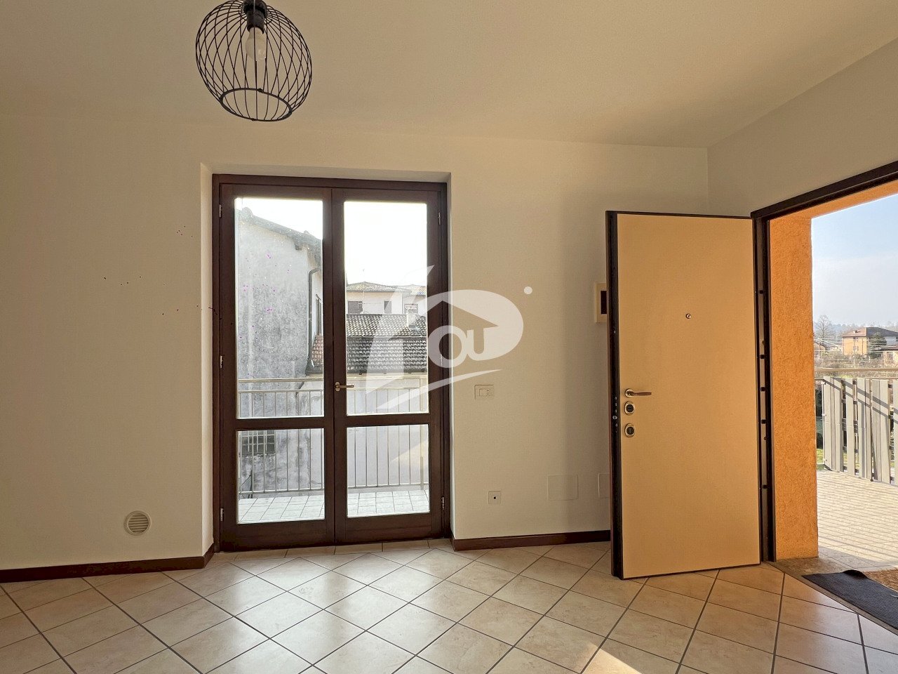 soggiorno - Bilocale Via Giuseppe Mazzini 9, Sangiano - foto 3