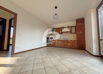 soggiorno con angolo cottura - Two-room apartment Via Giuseppe Mazzini 9, Sangiano - photo 2