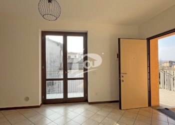 soggiorno - Two-room apartment Via Giuseppe Mazzini 9, Sangiano - photo 3