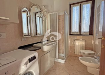 bagno - Two-room apartment Via Giuseppe Mazzini 9, Sangiano - photo 9