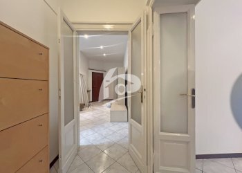 corridoio - Trilocale via Garibaldi 45, Laveno-Mombello - foto 19