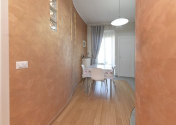 Trecate 1-4.JPG - Quadrilocale via trecate 15, Torino (zona Pozzo Strada) - foto 10