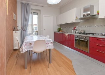 Trecate 1-5.JPG - Quadrilocale via trecate 15, Torino (zona Pozzo Strada) - foto 11