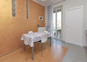 Trecate 1-6.JPG - Quadrilocale via trecate 15, Torino (zona Pozzo Strada) - foto 12